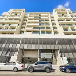 Charming New Studio With Pool And Gym In Al Furjan