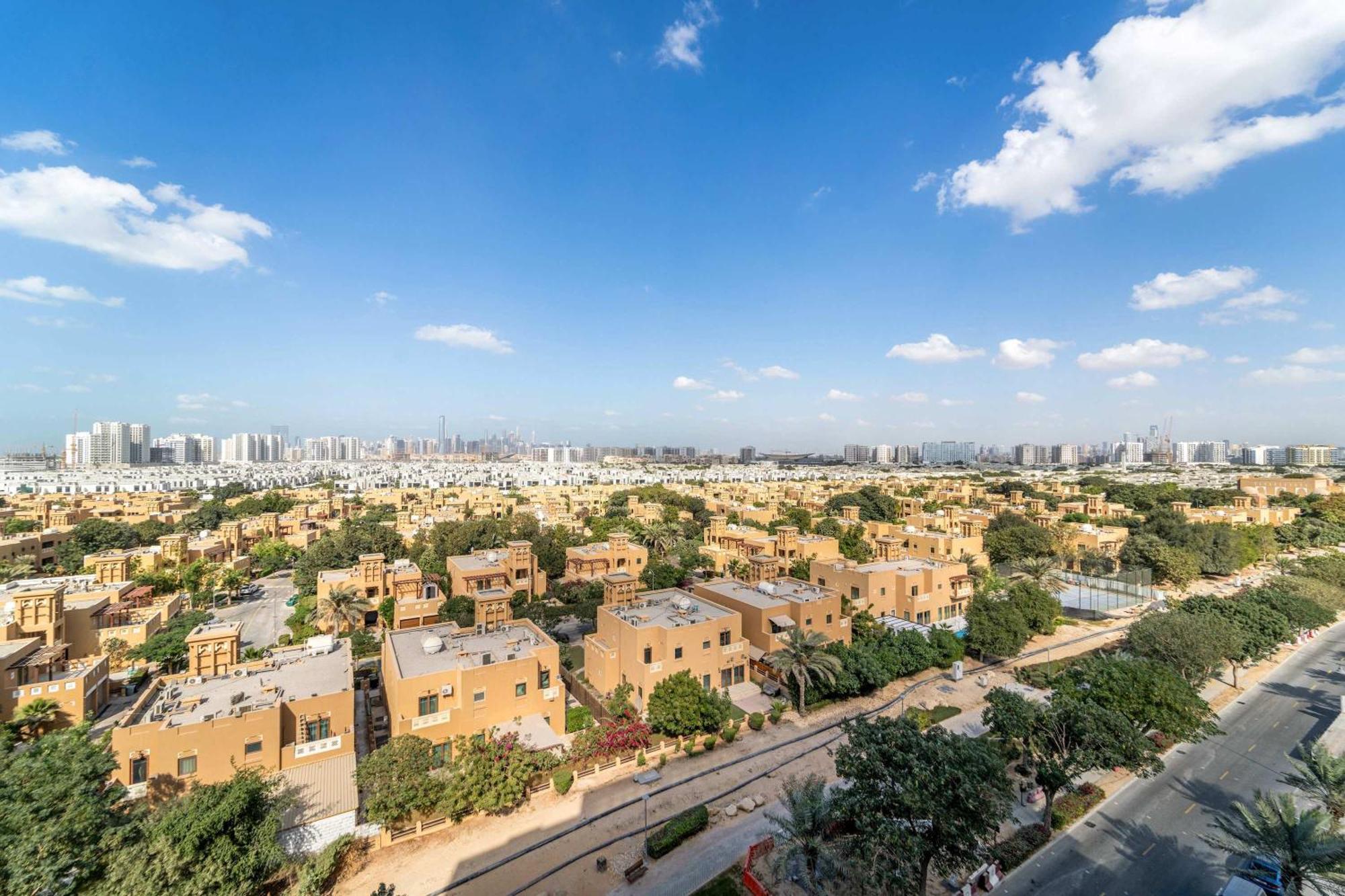 Charming New With Pool And Gym In Al Furjan